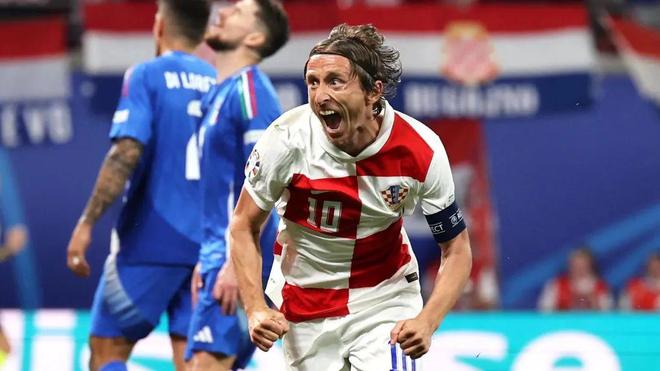 并同时对其 并同时对其