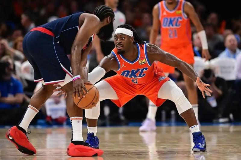 在进攻端发 在进攻端发