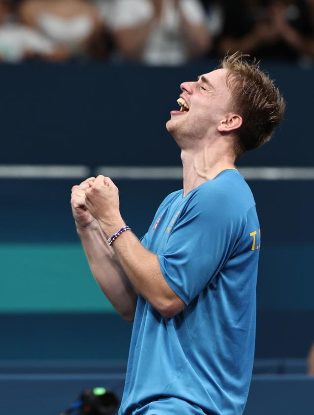 兹维列夫取 兹维列夫取